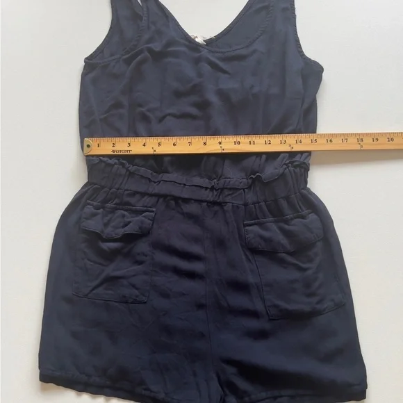 EUC Ci Sono Dark Blue Romper Size Large (E3) - Picture 3 of 5